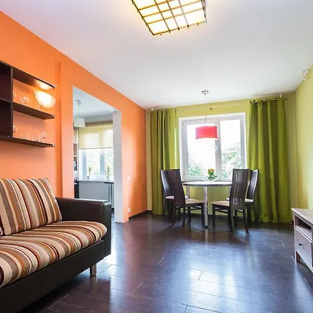 On Mogilevskaya 8/2 Apartment *